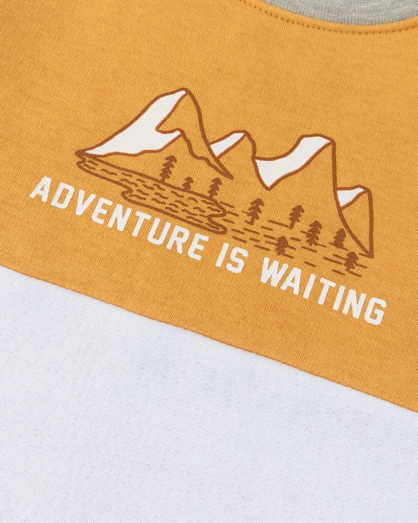 Adventure Peak Sweatshirt